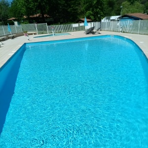 Piscine camping le Repaire à Thiviers